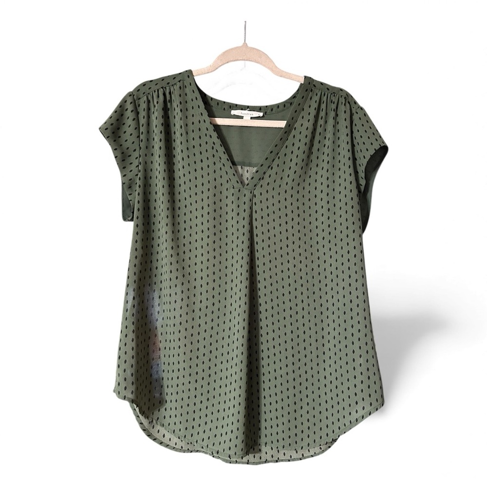 Fun2Fun XL blouse green and black pattern